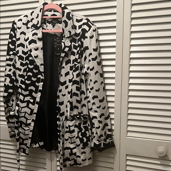 Robert Louis Jackets & Blazers - # 0996+ Stylish Abstract Chevron Black & White Women's Jacket “31 X 21”